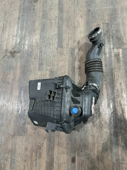 2017-2019 FORD F250 F350 ENGINE AIR INTAKE W K&N AIR FILTER OEM