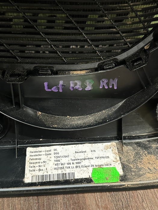 2017 AUDI R8 SPYDER RIGHT DOOR PANEL OEM