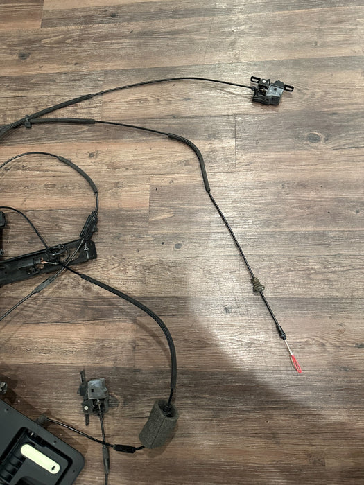 2021 AUDI R8 HOOD LATCH RELEASE CABLE ASSEMBLY OEM