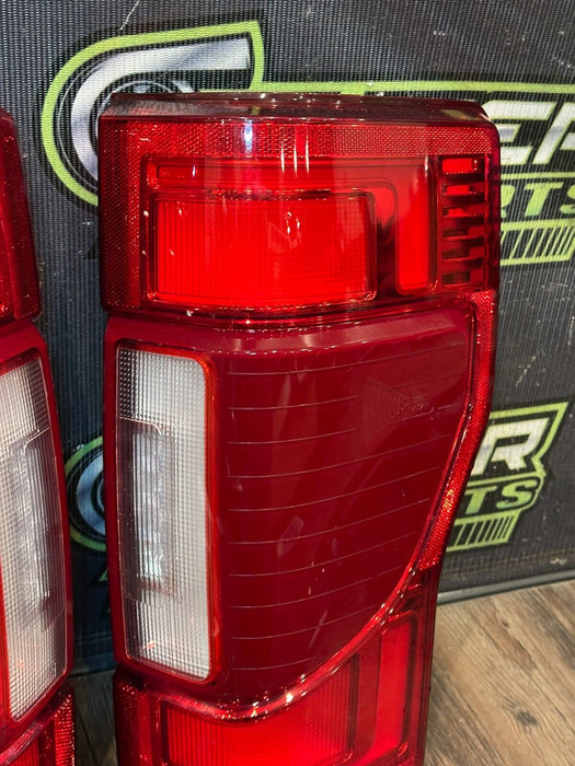 2020 2021 2022 FORD F250 F350 F450 LED TAIL LIGHT PAIR LEFT RIGHT W/ BLIND SPOT