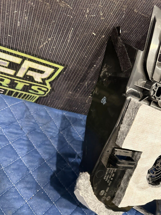 2020 BMW M4 F82 FRONT LEFT UNDER DASH KNEE PANEL TRIM COVER 51 45 9 231 258