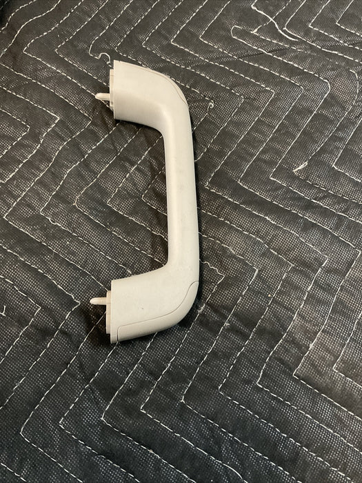2017 NISSAN TITAN RH PASSENGER A PILLAR TRIM W/HANDLE OEM