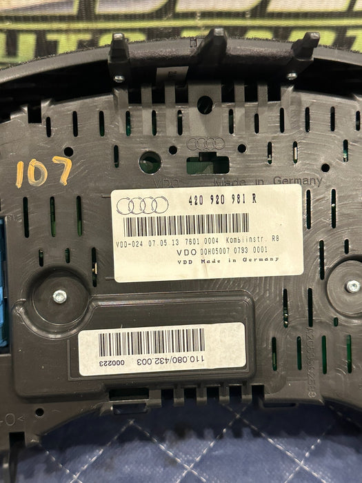 2014 AUDI R8 V10 SPEEDOMETER INSTRUMENTAL GAUGE CLUSTER OEM AUTO TRANSMISSION