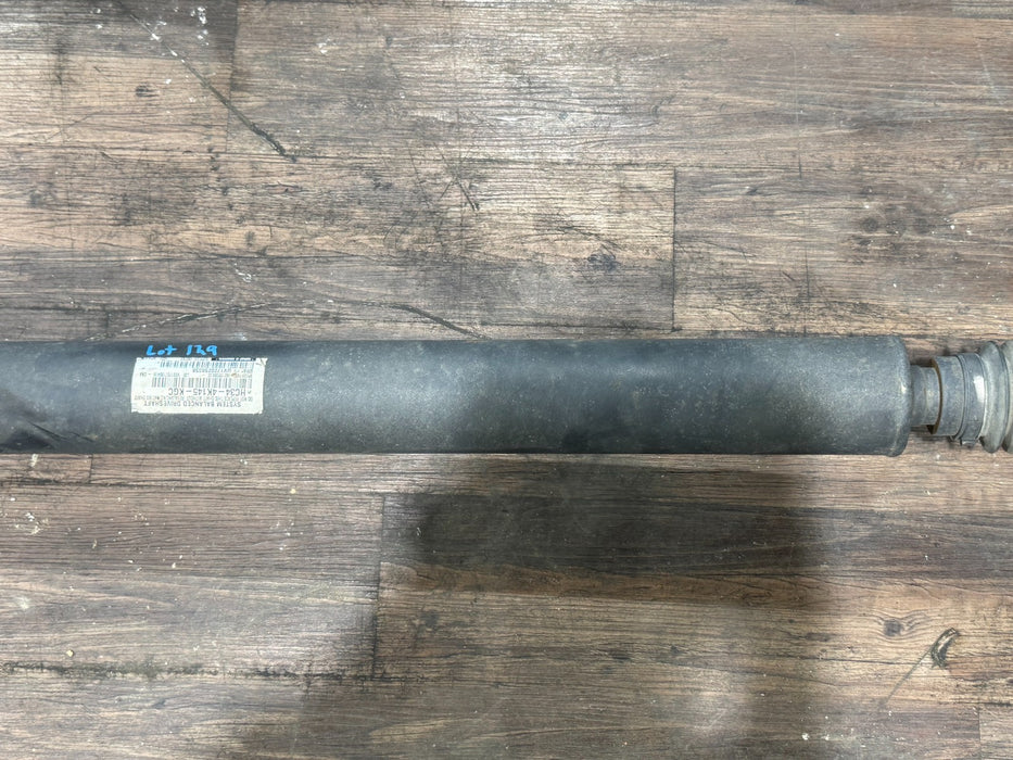 2017 FORD F350 DUALLY REAR 2 PIECE DRIVE DHAFT OEM HC34-4K145-KGC