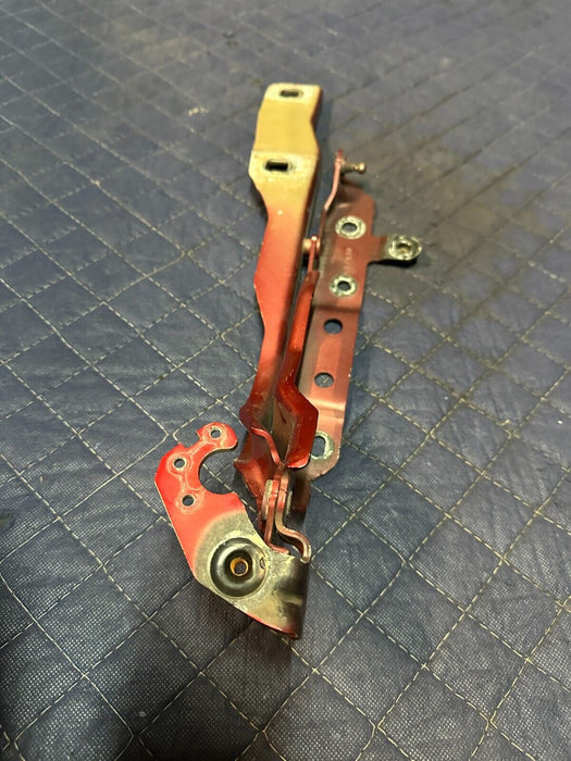 2017-2022 FORD F350 F450 SUPERDUTY RIGHT PASSENGER HOOD HINGE OEM HC3B 16800 A