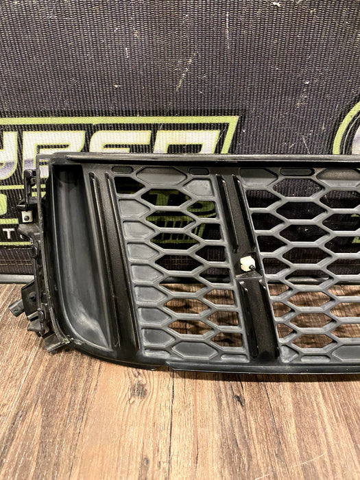 2017 2018 AUDI R8 PLUS REAR LEFT BUMPER GRILLE VENT OEM