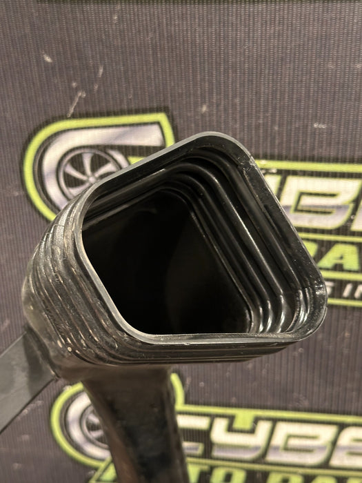 2017-18 AUDI R8 DRIVER LEFT AIR INTAKE DUCT TUBE OEM 4S0 129 519 F