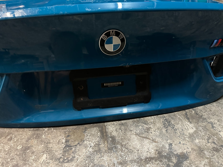 2015-2020 BMW M4 F82 REAR TRUNK DECK LID LAGUNA SECA BLUE 448 ~DAMAGE~