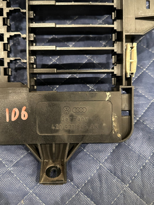 2014 AUDI R8 SPYDER MODULE MOUNTING BRACKET 420 971 845 AK