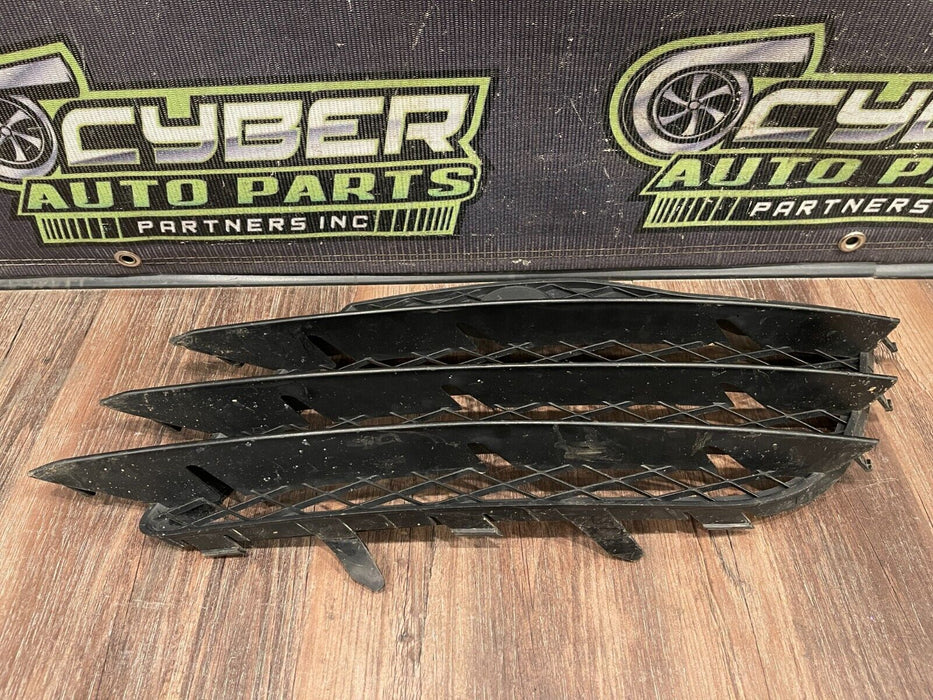 2012 AUDI R8 V8 FRONT BUMPER DRIVER LEFT GRILLE PANEL OEM 420 807 681 *READ