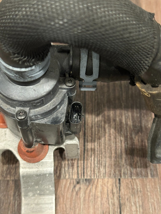 2021 AUDI R8 ENGINE COOLOANT HOSE ASSEMBLY OEM