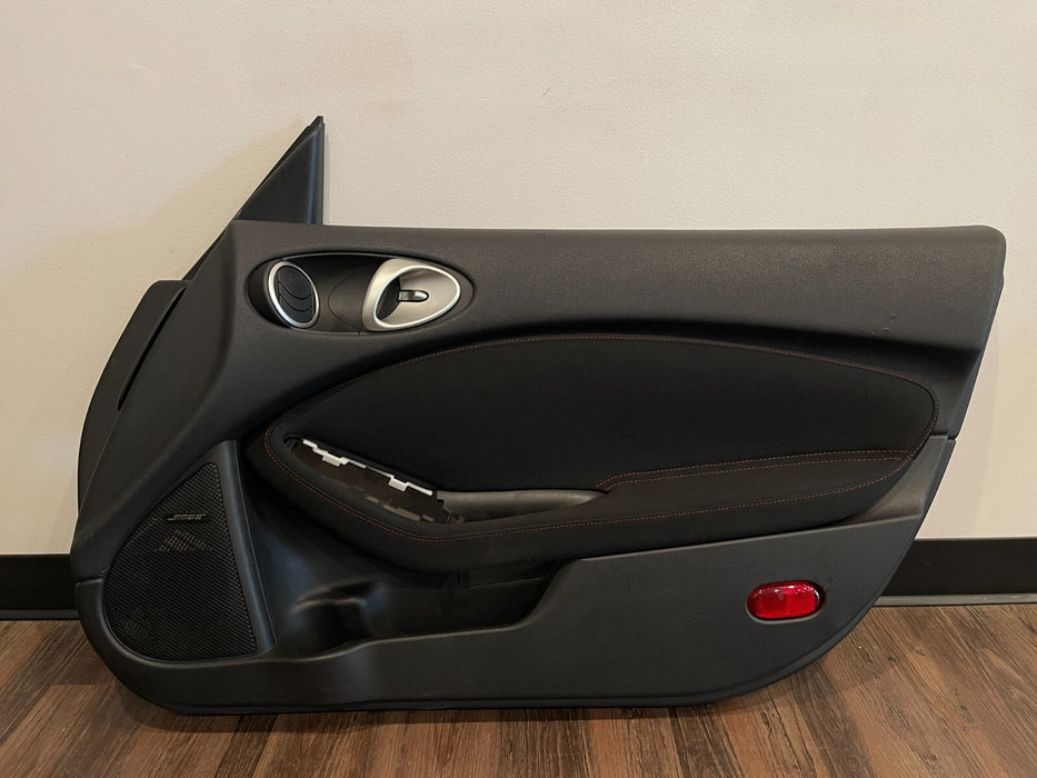 2014 NISSAN 370Z NISMO FRONT PASSENGER RIGHT DOOR PANEL OEM *SMALL TEAR *