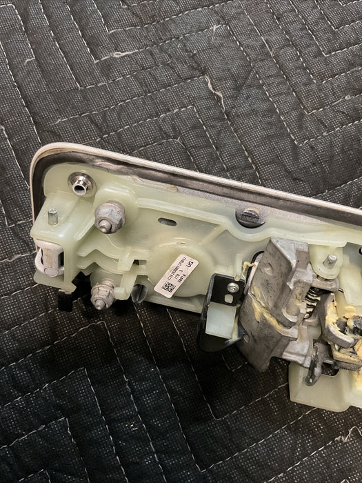 2017 2018 FORD F250 F350 F450 PLATINUM REAR LEFT DOOR HANDLE PEARL WHITE OEM