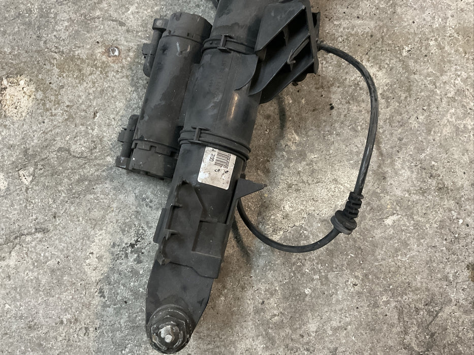 2014 MERCEDES S550 W222 FRONT LEFT  AIR SUSPENSION SHOCK STRUT OEM