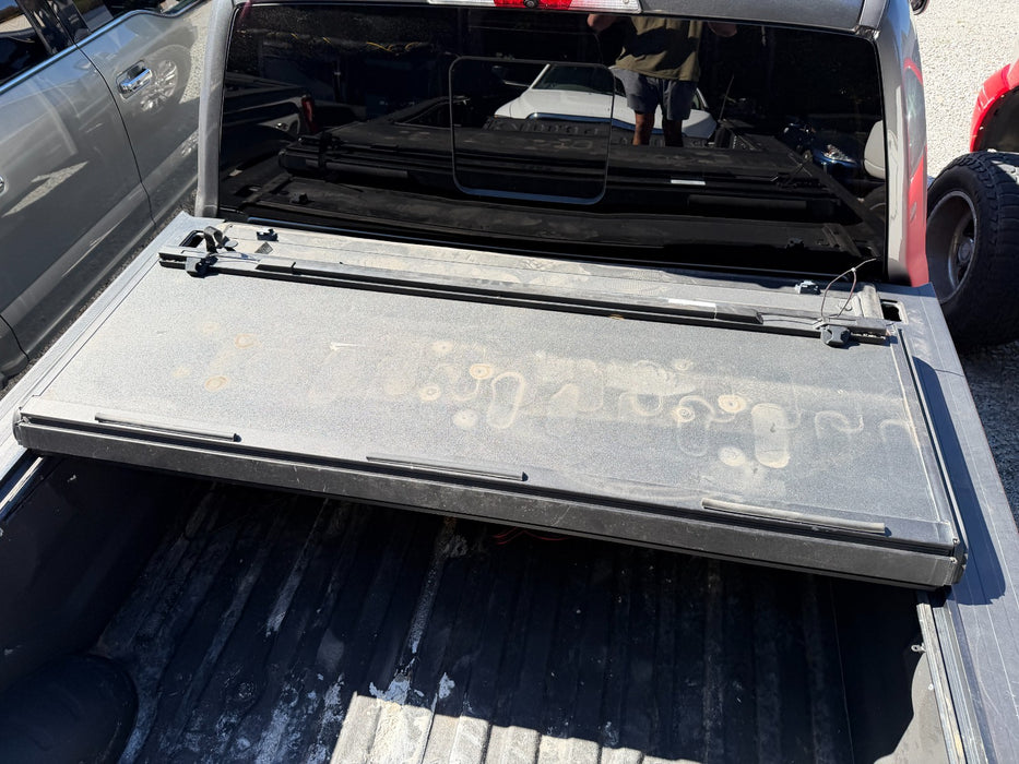 2017-2022 FORD F250 F350 F450 8’ folding bed cover