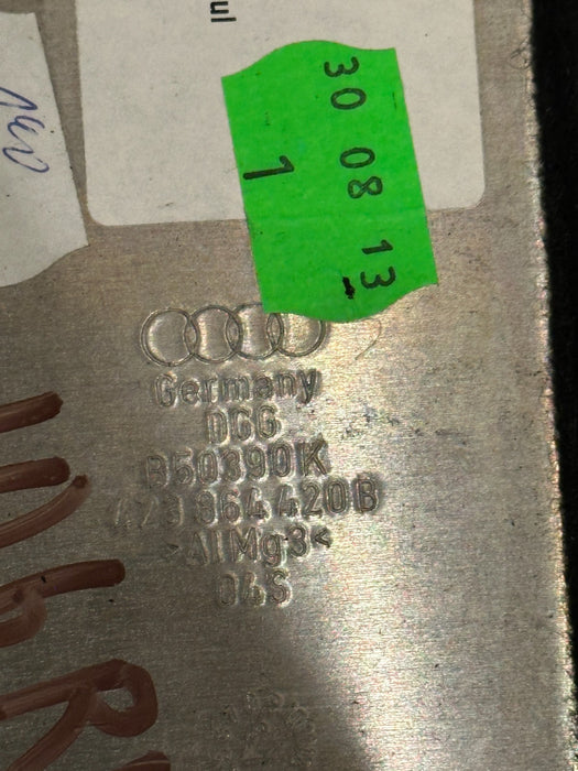 2014 AUDI R8 FLOOR MAT FOOT REST CARPET METAL UNDERNEATH OEM 423 864 420 B