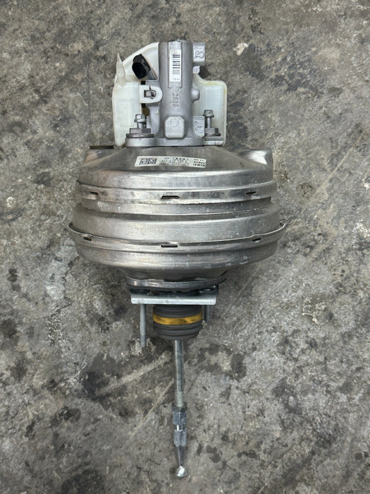 2014 AUDI R8 POWER BRAKE BOOSTER W/ MASTER CYLINDER 423 612 105 E 423612105E