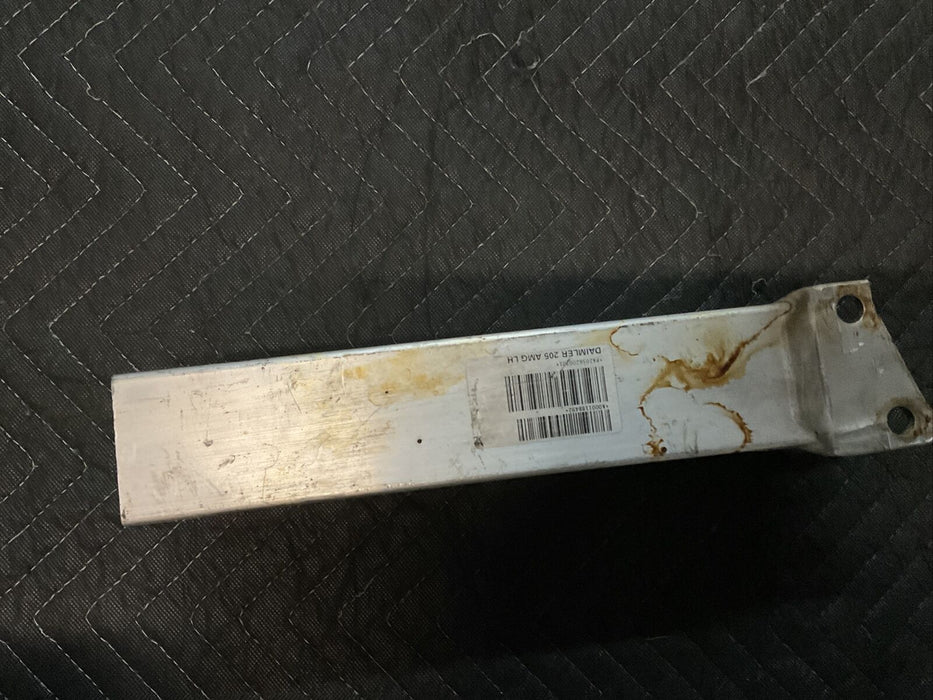 2017 MERCEDES C63S/E63S AMG FRONT RAIL EXTENSION BRACKET OEM LH 205-620-07-01