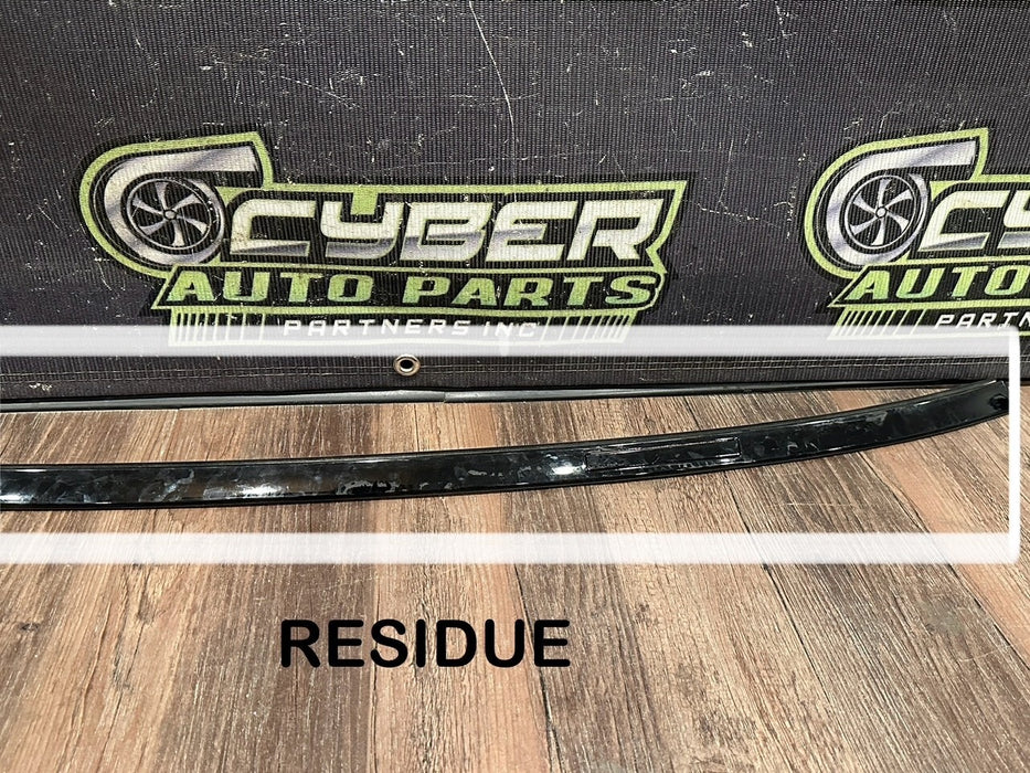 2020 BMW M4 F82 UPPER LEFT ROOF MOULDING TRIM PILLAR OEM *RESIDUE/READ*