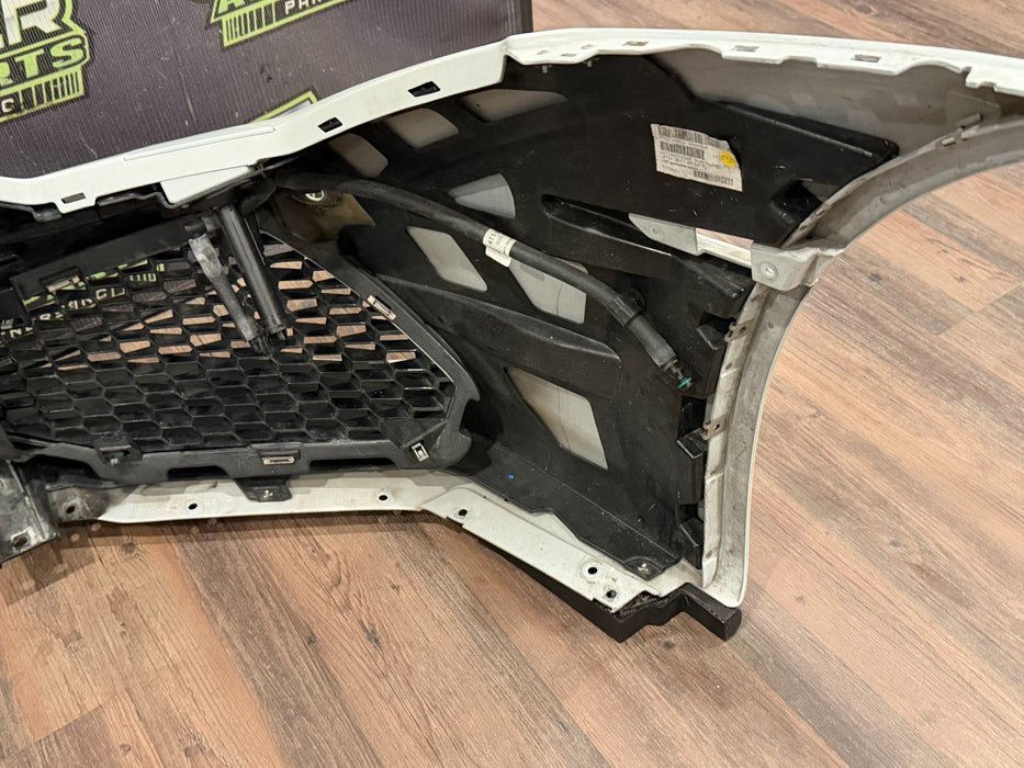 2019 LAMBORGHINI HURACAN 610 FRONT BUMPER OEM WHITE COMPLETE MINUS SENSORS