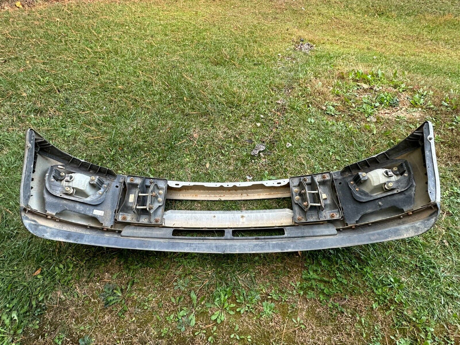 2014 2015 2016 2017 2018 RAM 2500 3500 CHROME FRONT BUMPER W/ FOG LIGHTS OEM