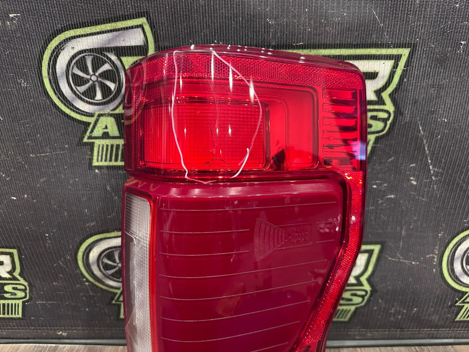2020-22 FORD F250 F350 F450 PASSENGER RIGHT LED TAIL LIGHT OEM