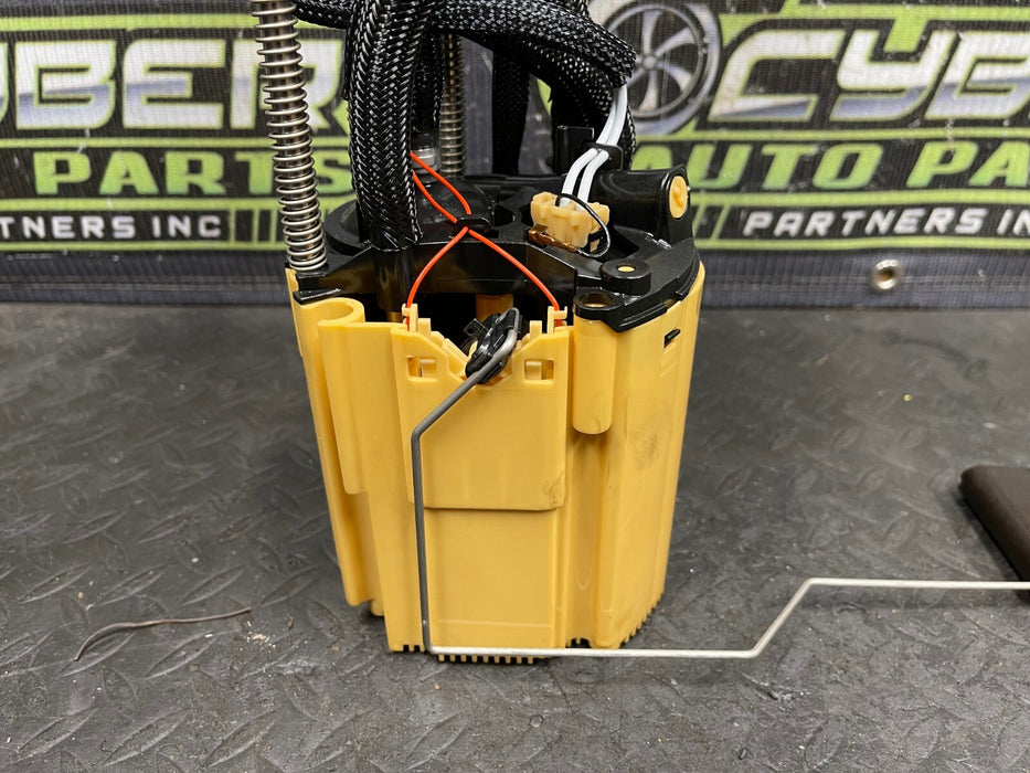 2017 2018 2019 FORD F250 F350 F450 FUEL PUMP OEM