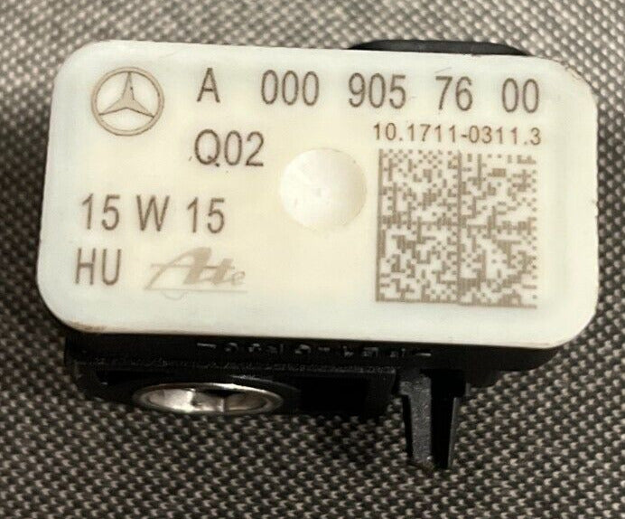 2015 MERCEDES C63S AMG EDITION ONE SEDAN ACCELERATION SENSOR OEM 0009057600