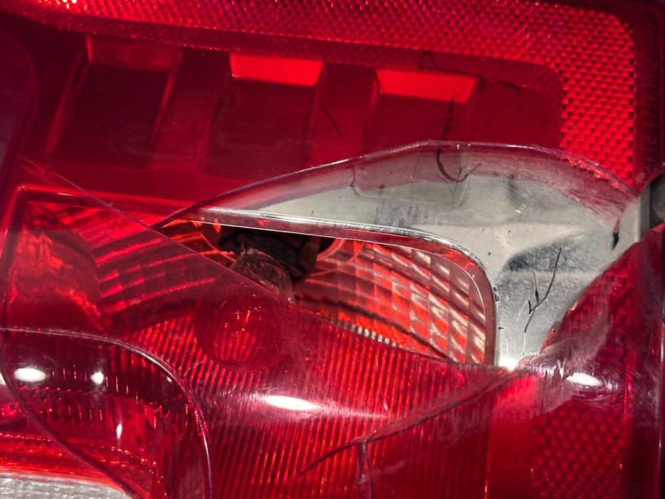 2017-2019 FORD F250 F350 F450 RIGHT HALOGEN BLISS TAIL LIGHT ASSEMBLY OEM ~READ~
