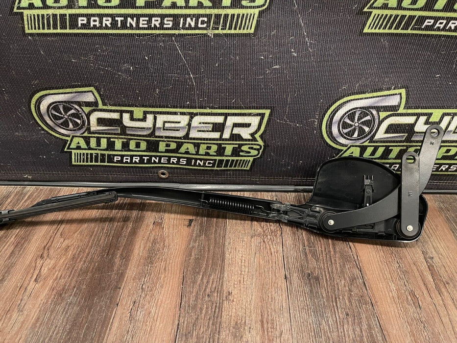 2014 TOYOTA PRUIS V FRONT PASSENGER RIGHT RH WINDSHIELD WIPER OEM