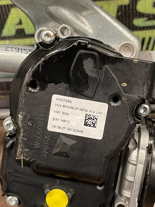2020 BMW M8 COMP F93 FRONT WINDSHIELD WIPER MOTOR OEM