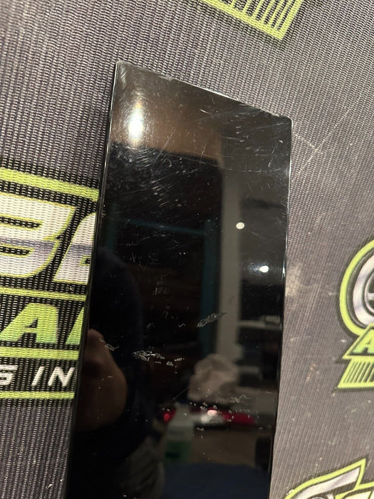 2017 FORD F250 F350 F450 FRONT RIGHT GLOSS BLACK B PILLAR DOOR TRIM OEM *WEAR*