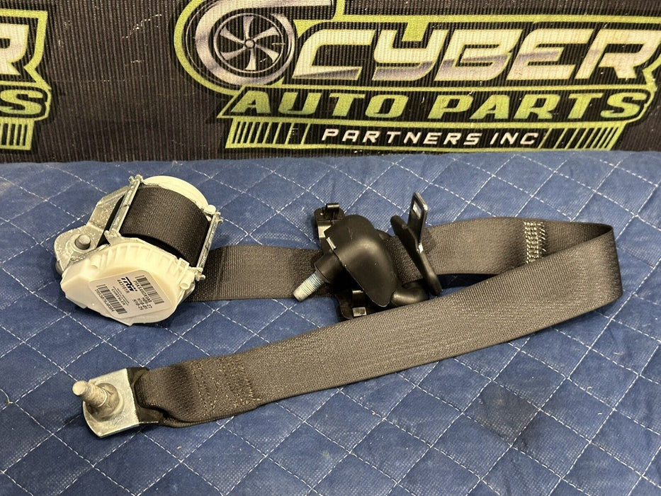 2017 RAM 2500 3500 LIMITED MEGA CAB REAR LEFT & RIGHT OUTER SEATBELT OEM 2018