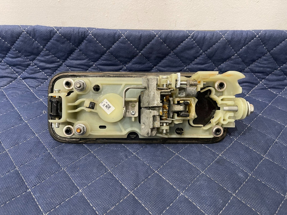 2017-2019 FORD F250 F350 F450 REAR PASSENGER RIGHT BLACK/CHROME DOOR HANDLE (G1)