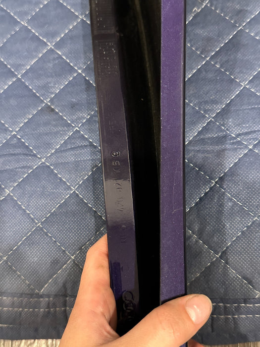 2014 AUDI R8 OEM DRIVER LEFT FENDER GARNISH PANEL TRIM W/ BRACKET & FOAM