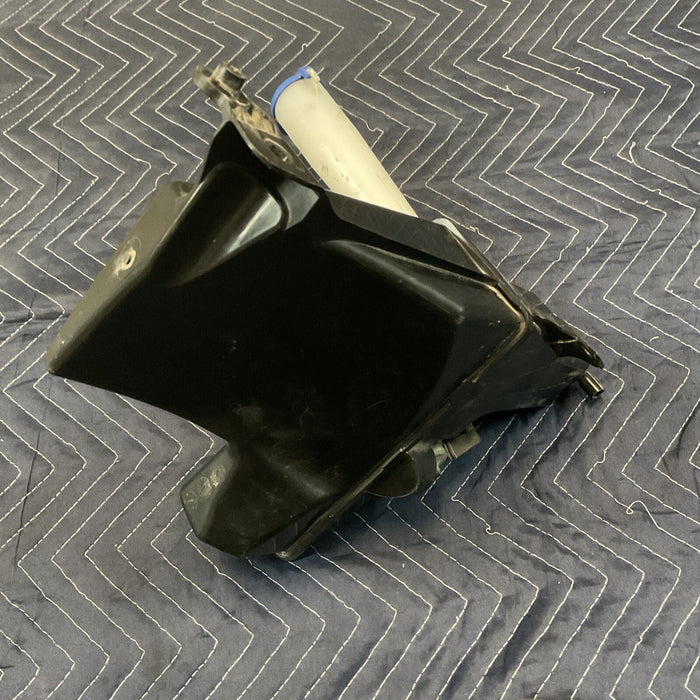 2018 FORD F250 F350 F450 WINDSHIELD WASHER RESERVOIR TANK OEM
