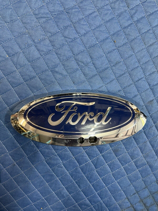 2017 2018 2019 FORD F350 F450 DUALLY PLATINUM GRILLE EMBLEM OEM HC3B 8B262 BJ