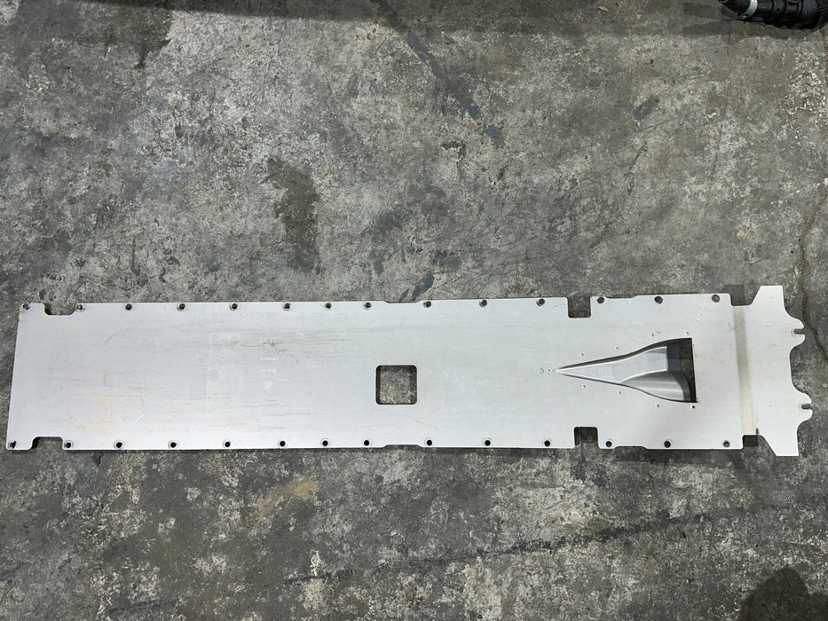 2017 AUDI R8 HURACAN LOWER CENTER STREAMLINE SHROUD PLATE OEM