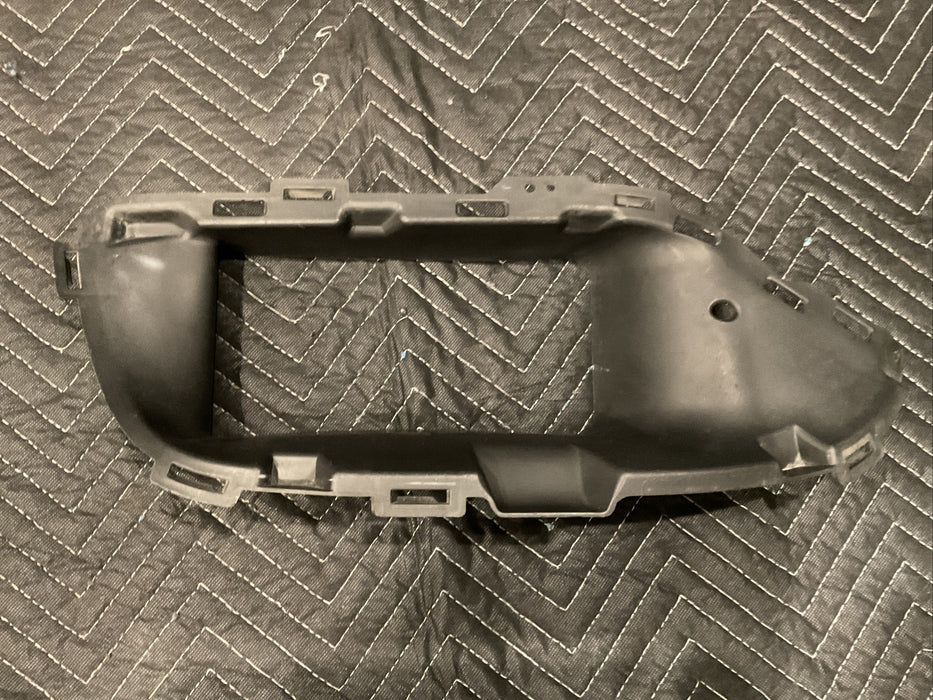 2017 MERCEDES C63s AMG W205 FRONT LEFT AIR INTAKE DUCT TRIM OEM A 2058850063