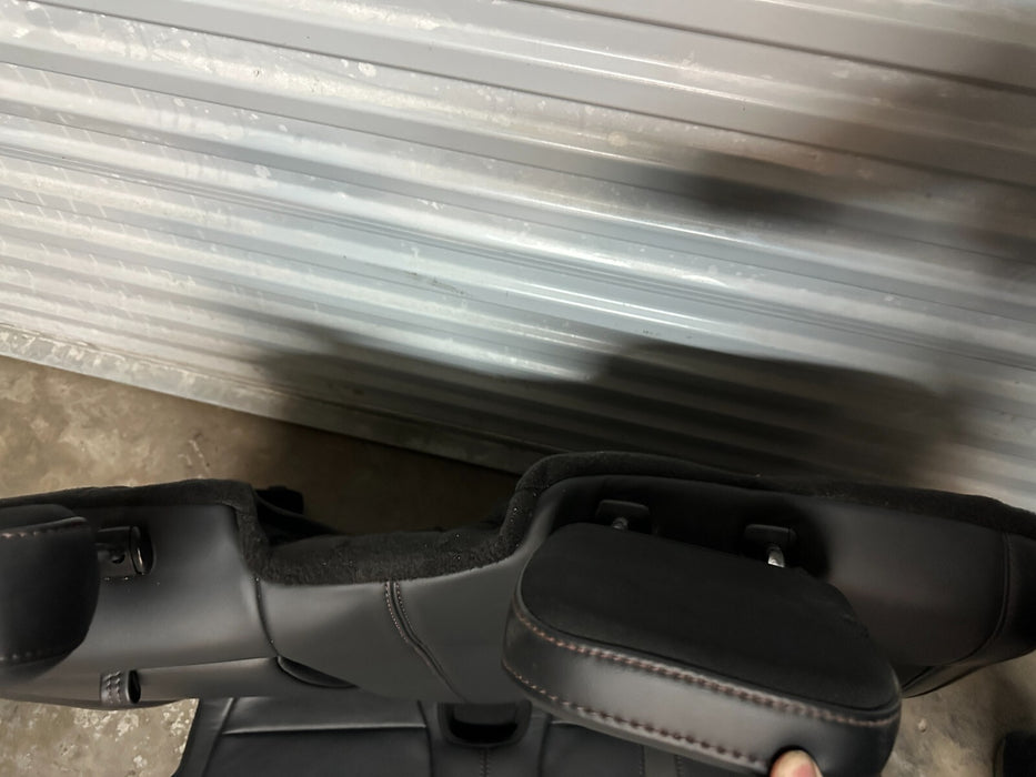 2017 2018 2019 FORD F250 F350 F450 PLATINUM REAR LEFT CENTER SEAT OEM ~DAMAGE~