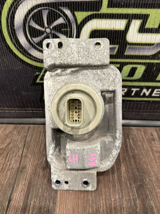 2017-2019 FORD F250 F350 F450 LEFT LED TAIL LIGHT BLIND SPOT MODULE BRACKET OEM