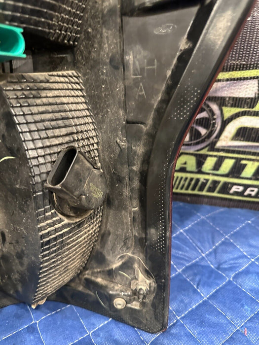 2017 2018 2019 FORD F250 F350 F450 DRIVER LEFT HALOGEN TAIL LIGHT OEM MINT