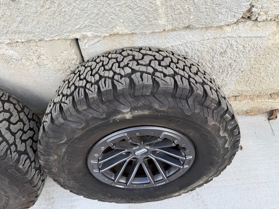 17" Ford 2017-2020 F-150 Raptor OEM rims wheels BEADLOCK 37" WITH SPARE