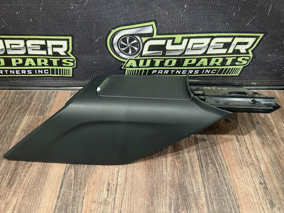 2017-18 AUDI R8 CENTER CONSOLE W CONTROLS & STORAGE COMPARTMENT OEM 4S1 863 041