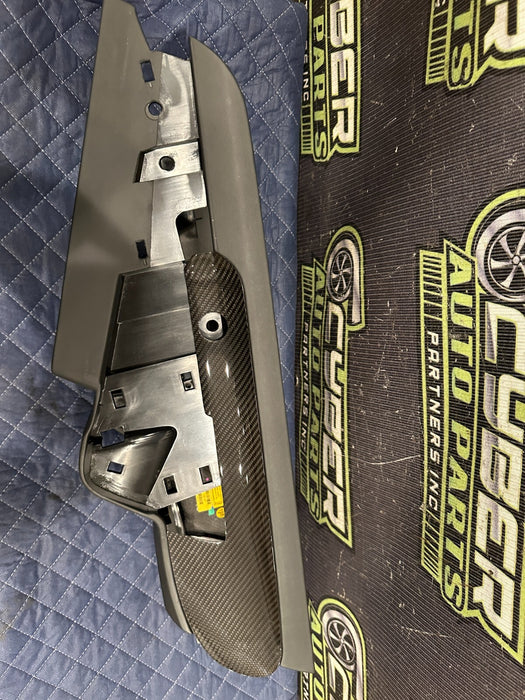 2014 AUDI R8 FRONT CENTER CONSOLE BASE OEM W/ CARBON FIBER TRIMS 423 863 241 D