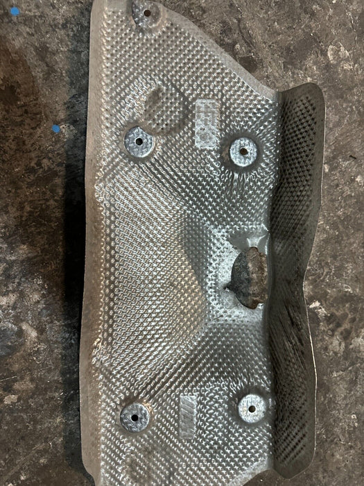 2020 BMW M4 F82 EXHAUST HEAT INSULATION SHIELD COVER OEM 07 8056140 078056140