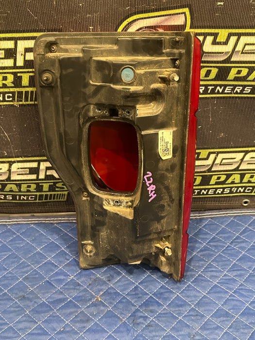 2020-2022 FORD F350 F450 PASSENGER RIGHT LED TAIL LIGHT OEM