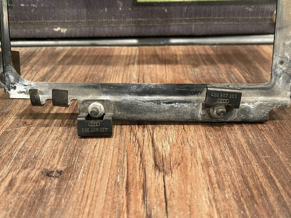 2012 AUDI R8 ECM ECU PCM RIGHT LOWER BRACKET MOUNT OEM 420 907 462 B