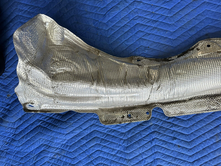 2011 BMW 550i F10 5 SERIE FRONT LEFT SIDE HEAT SHIELD INSULATION COVER OEM