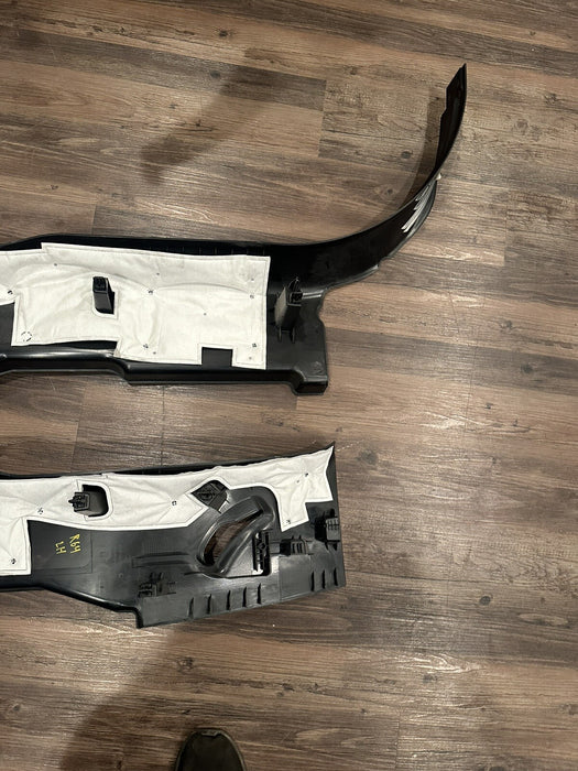 2017-2022 FORD F350 F450 PLATINUM REAR RIGHT LOWER C PILLAR TRIM OEM